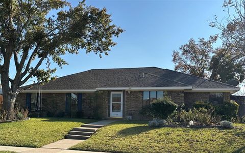 2200 Winona Drive Plano TX 75074