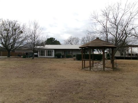 Photo of 8992 County Road 2584, Royse City, TX 75189 (MLS # 21152084)
