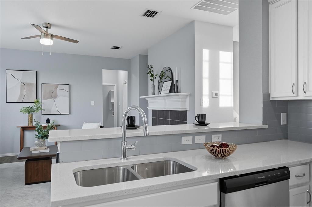 Jackson Mdws Ph 1 - Residential Lease