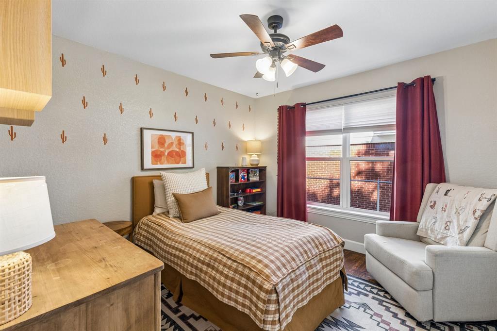 Royalhaven Rev - Residential