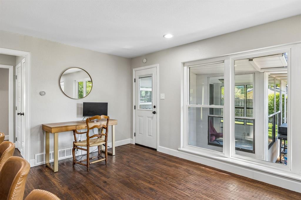 Royalhaven Rev - Residential