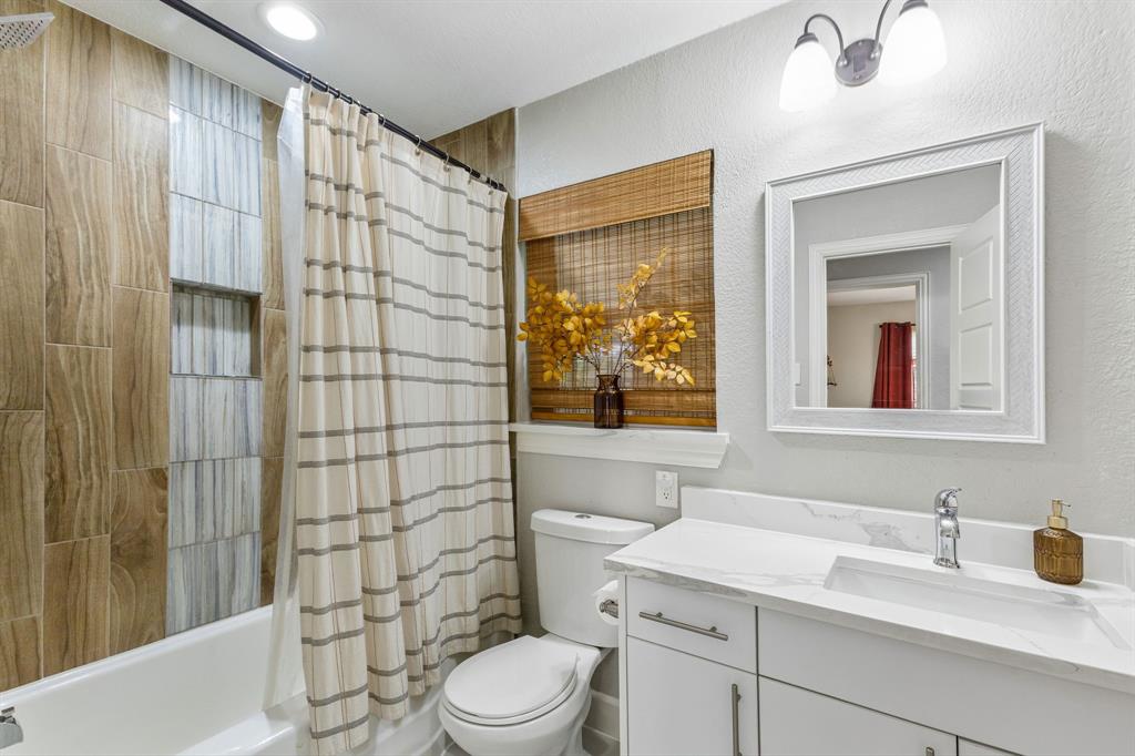 Royalhaven Rev - Residential