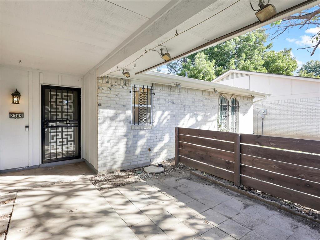 Oxford Square - Residential Lease