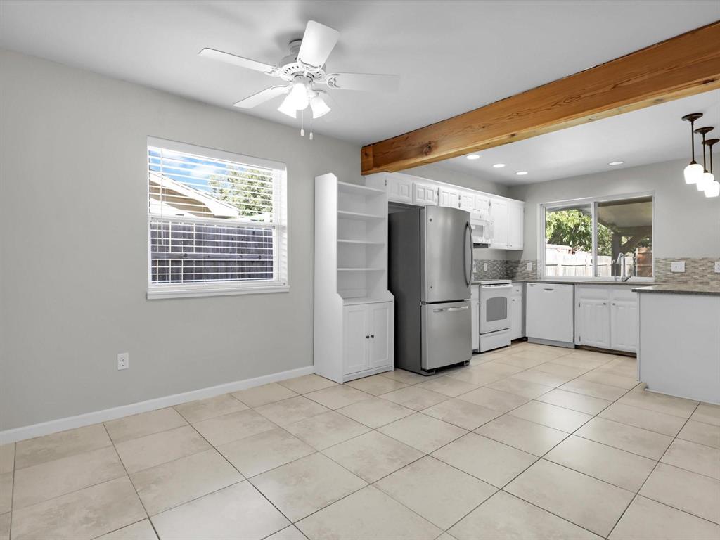 Oxford Square - Residential Lease