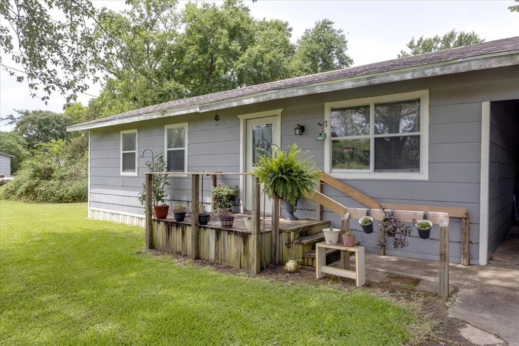 4111 N Fm 273