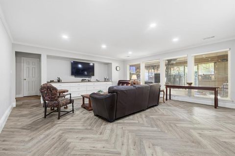 Tiny photo for 4208 Bretton Bay Circle, Dallas, TX 75287 (MLS # 21098661)