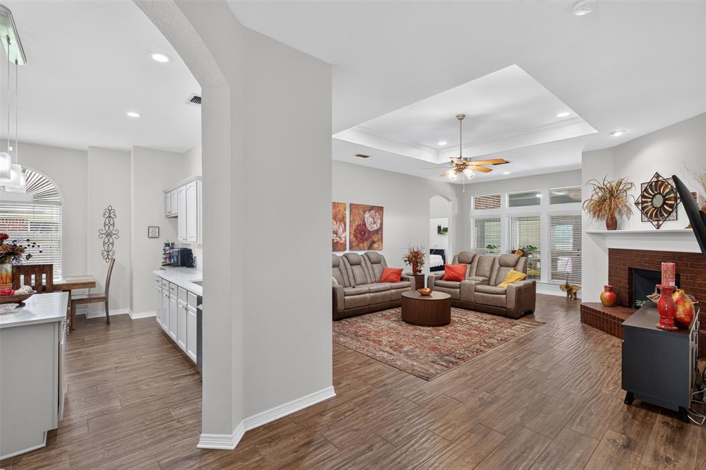 641 Carriage Lane