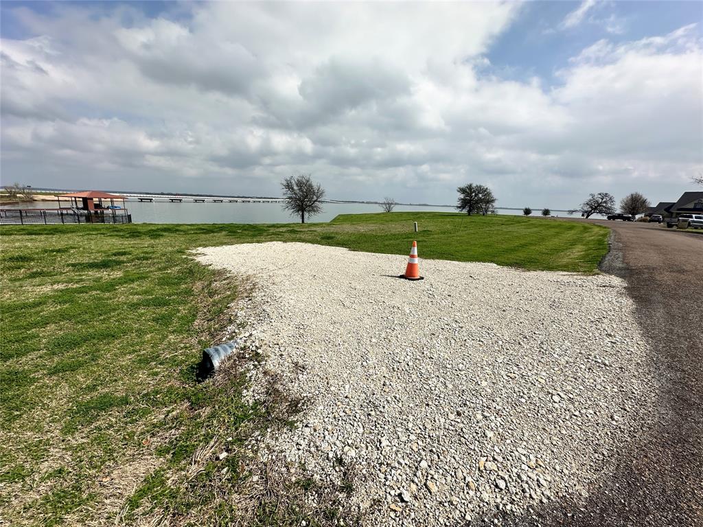 White Rock Sub - Land