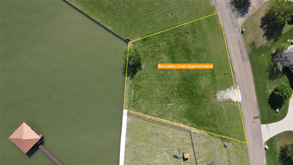 White Rock Sub - Land