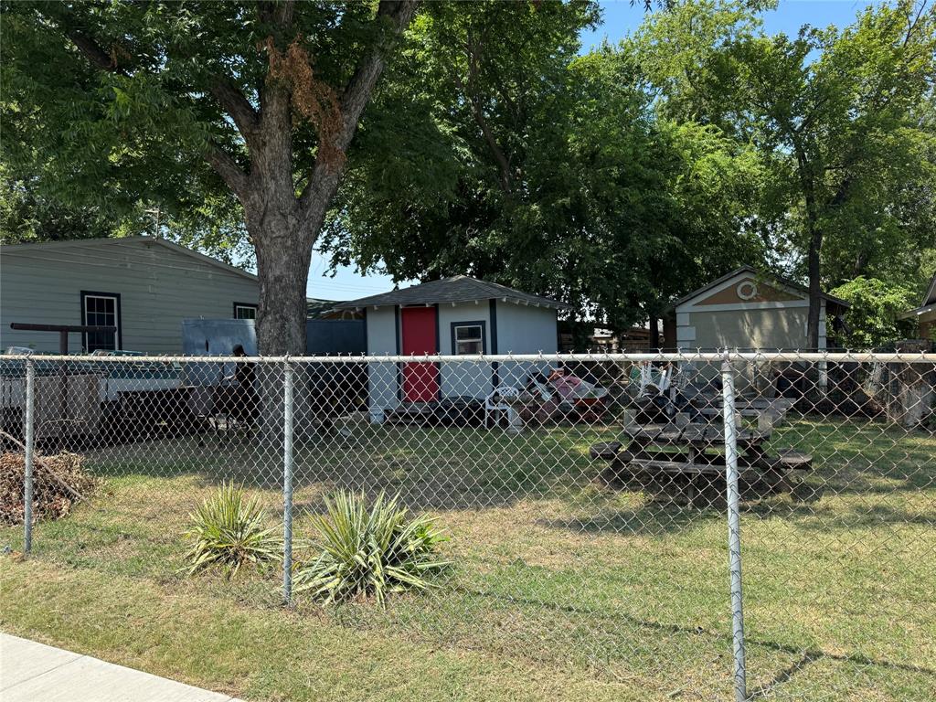 Ledbetter Gardens - Residential