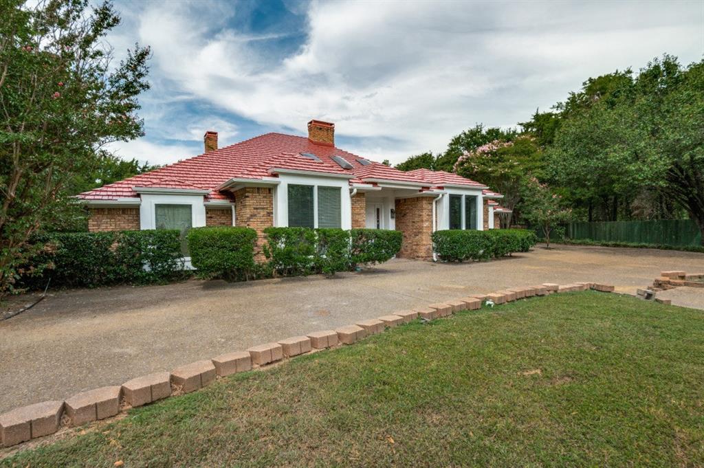 12 Summit Place