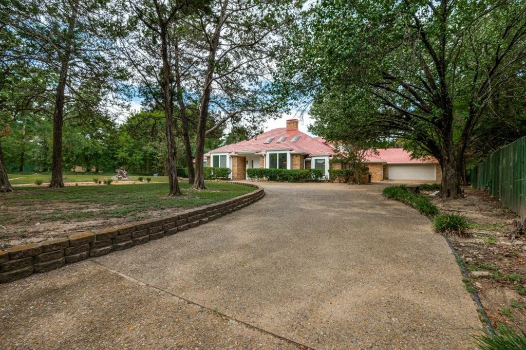 12 Summit Place