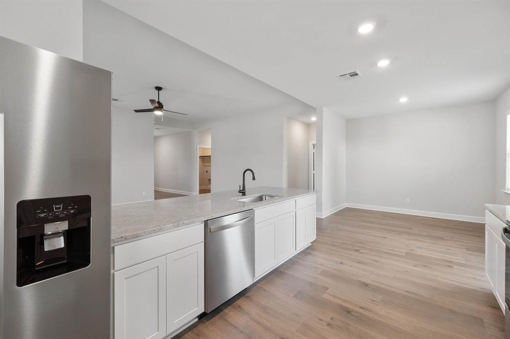 301 Magnolia Boulevard