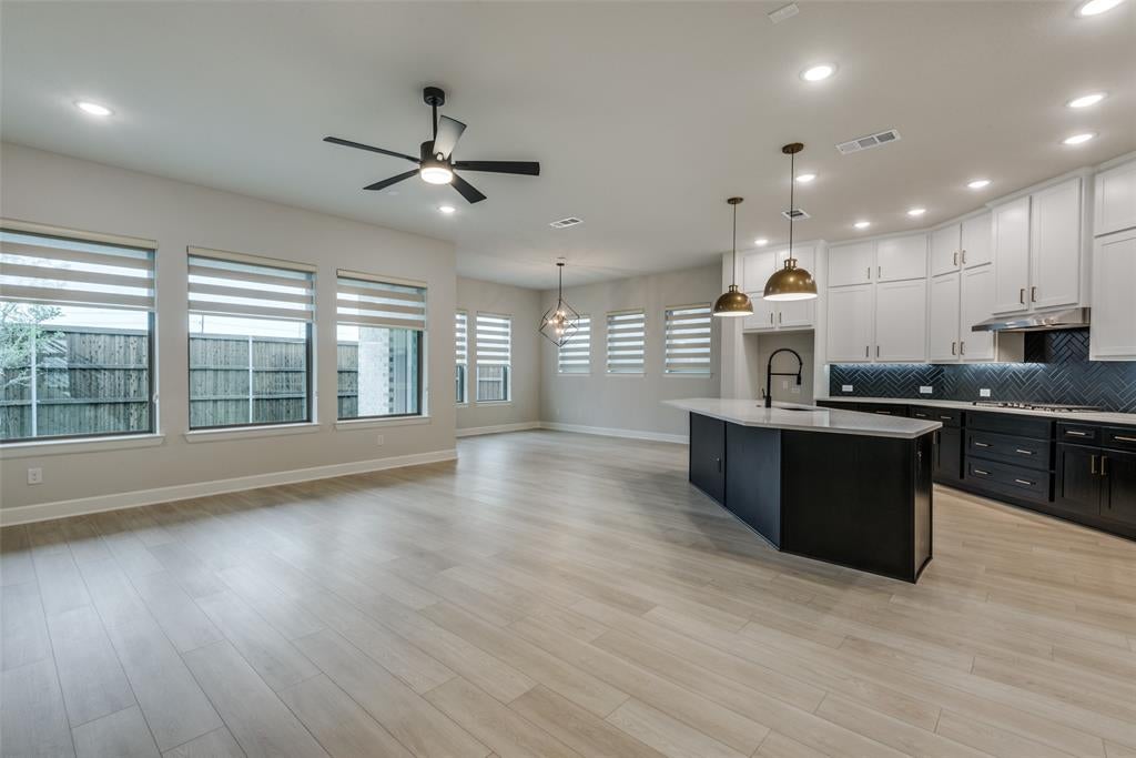 1469 Four Corner Lane