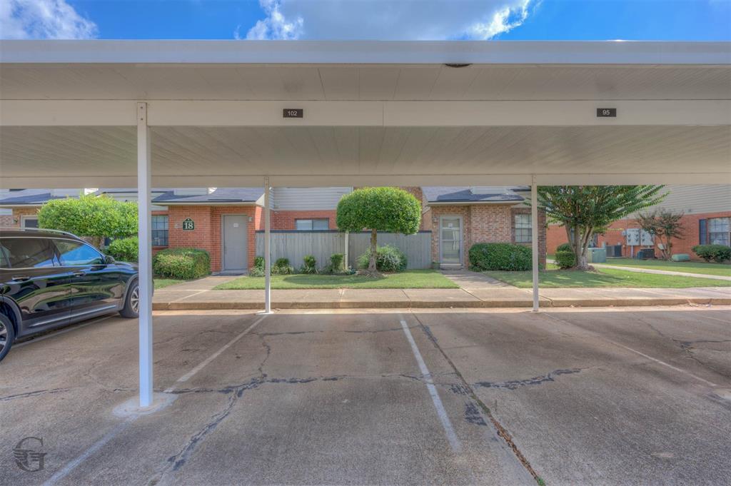 Carriage Quarters Glen Acres P - Residential