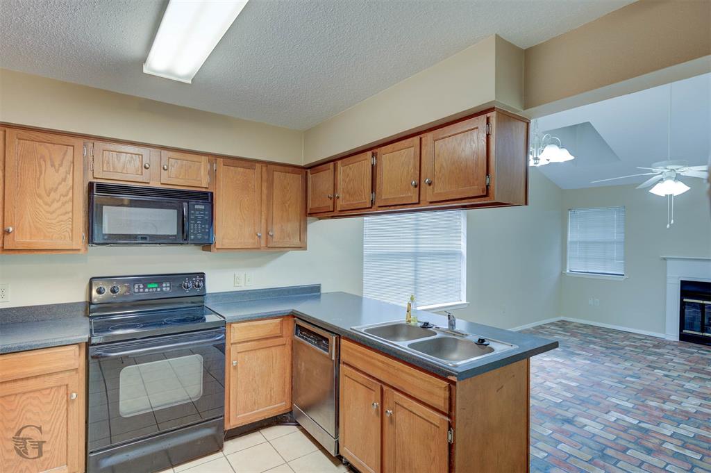 Carriage Quarters Glen Acres P - Residential