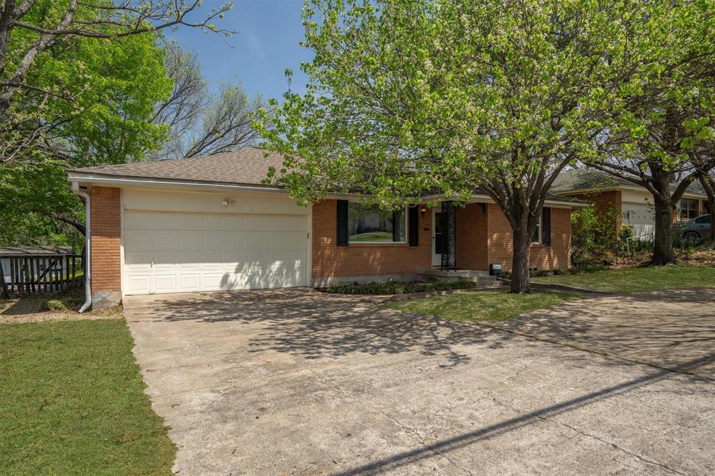 2461 Highland Road