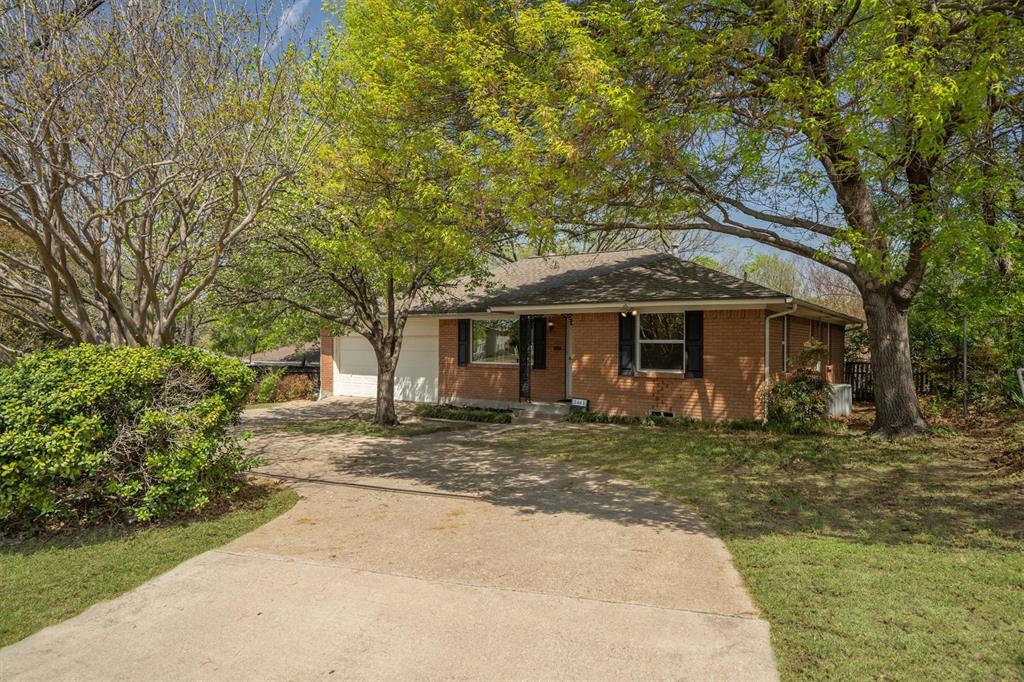 2461 Highland Road