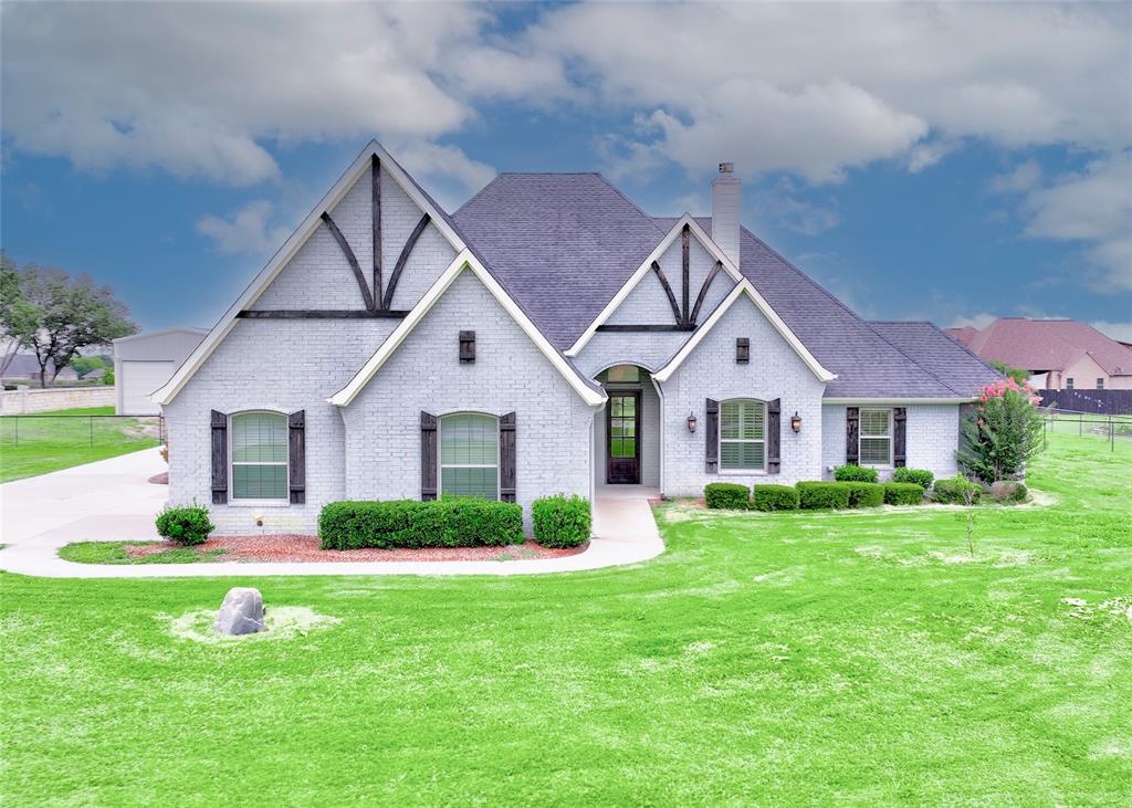 300 S Point Court