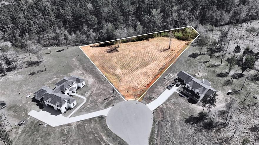 Beautiful lot ready to build your dream home in Benton, LA! Nestled on a quiet cul-de-sac, this 1.686 acre lot offers a peaceful, private setting. Electricity is available, and a well and septic system will be needed. Call for more information or a private showing!