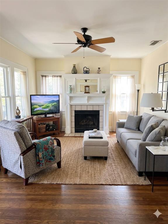 5222 Vickery Boulevard