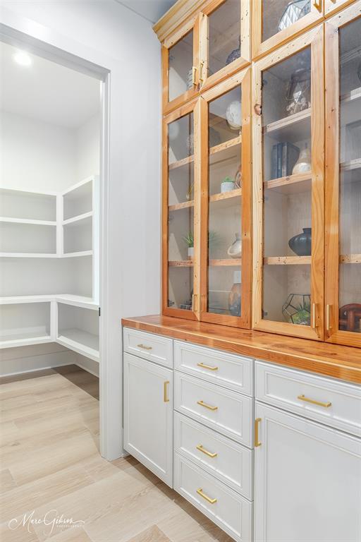 Bossier City, Louisiana 71111, United States, 4 Bedrooms Bedrooms, ,4 BathroomsBathrooms,Residential,Active,85077