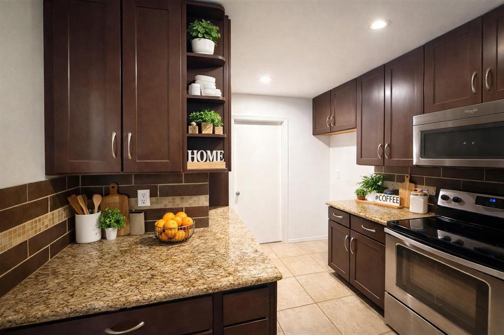 6619 Ports O Call Drive