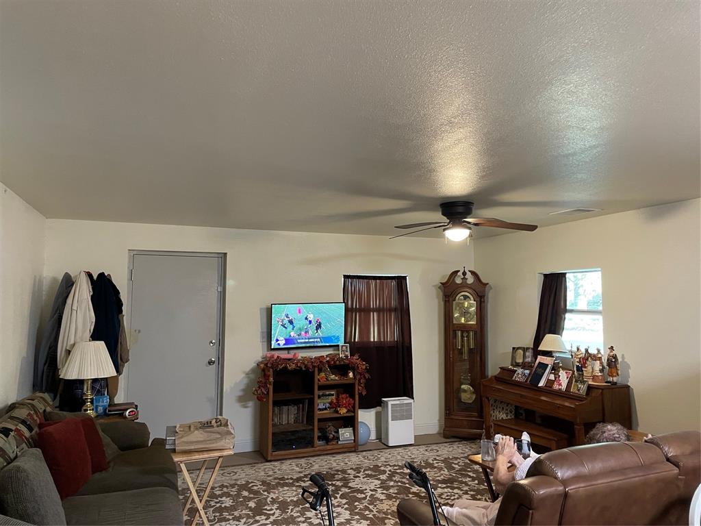 R Weeks Surv Abs 1271 - Farm