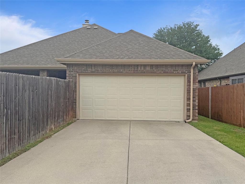 421 Sunnyside Lane
