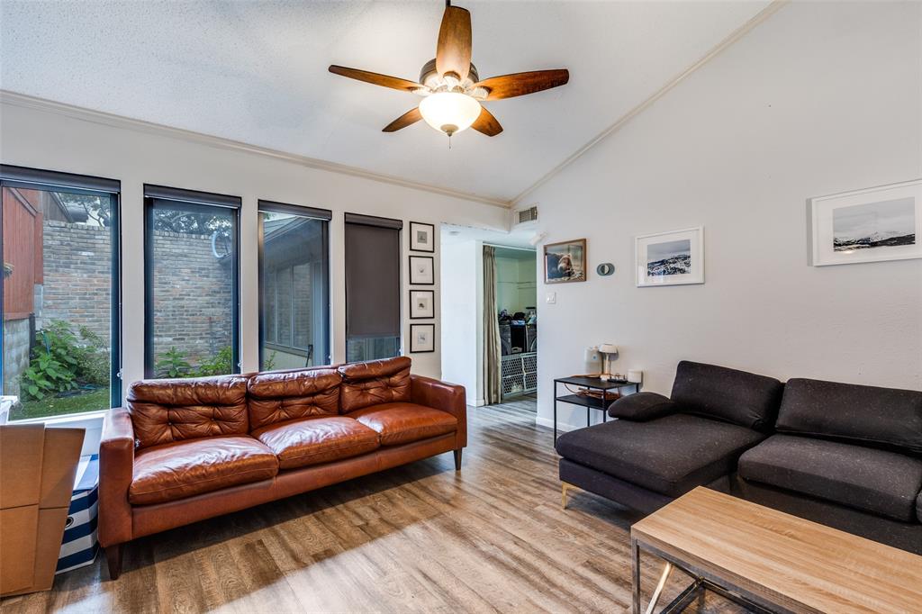 Park Lane Place Twnhm Condo - Residential