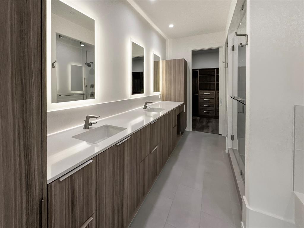 3525 Normandy Avenue 16