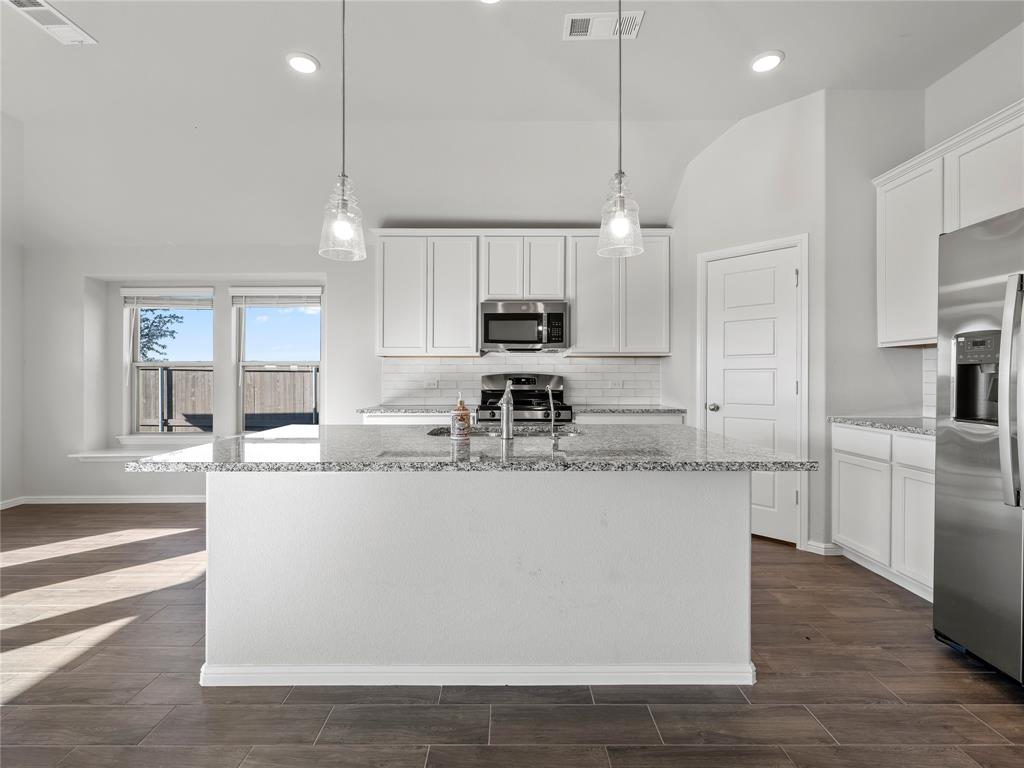 PRAIRIE RIDGE - Residential Lease