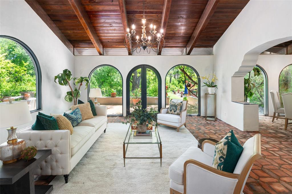 James A Farquhar Surv Abs #455 - Residential