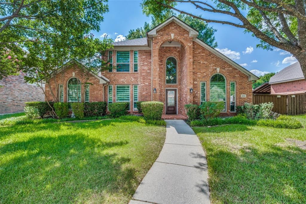 306 Tustin Court