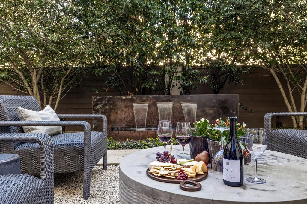 HIGHLAND PARK 4TH INST - Residential