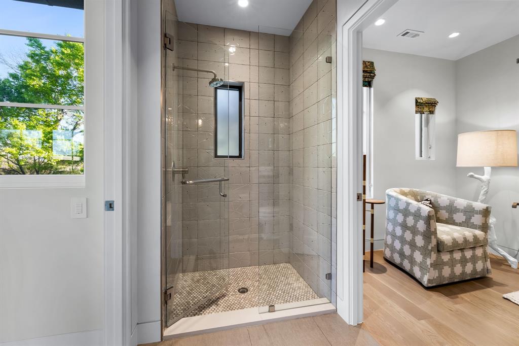 HIGHLAND PARK 4TH INST - Residential