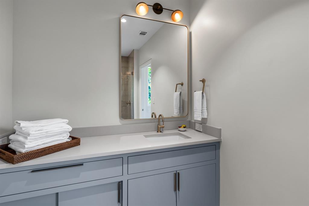 HIGHLAND PARK 4TH INST - Residential