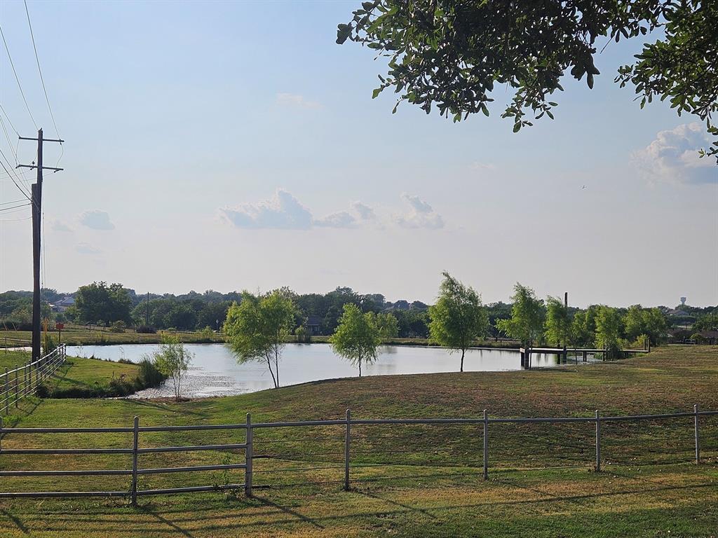 521 Blue Mound Road E