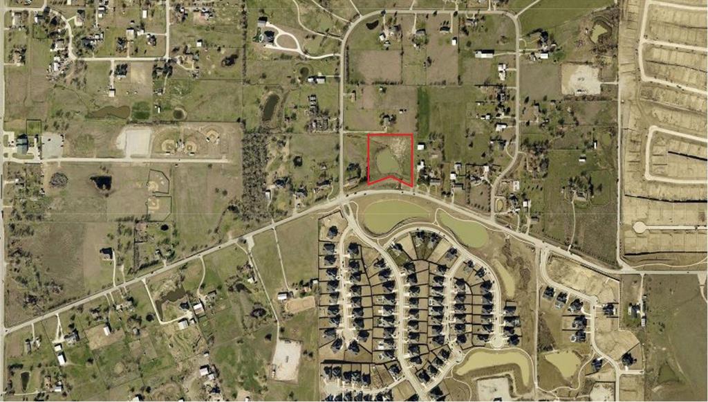 521 Blue Mound Road E