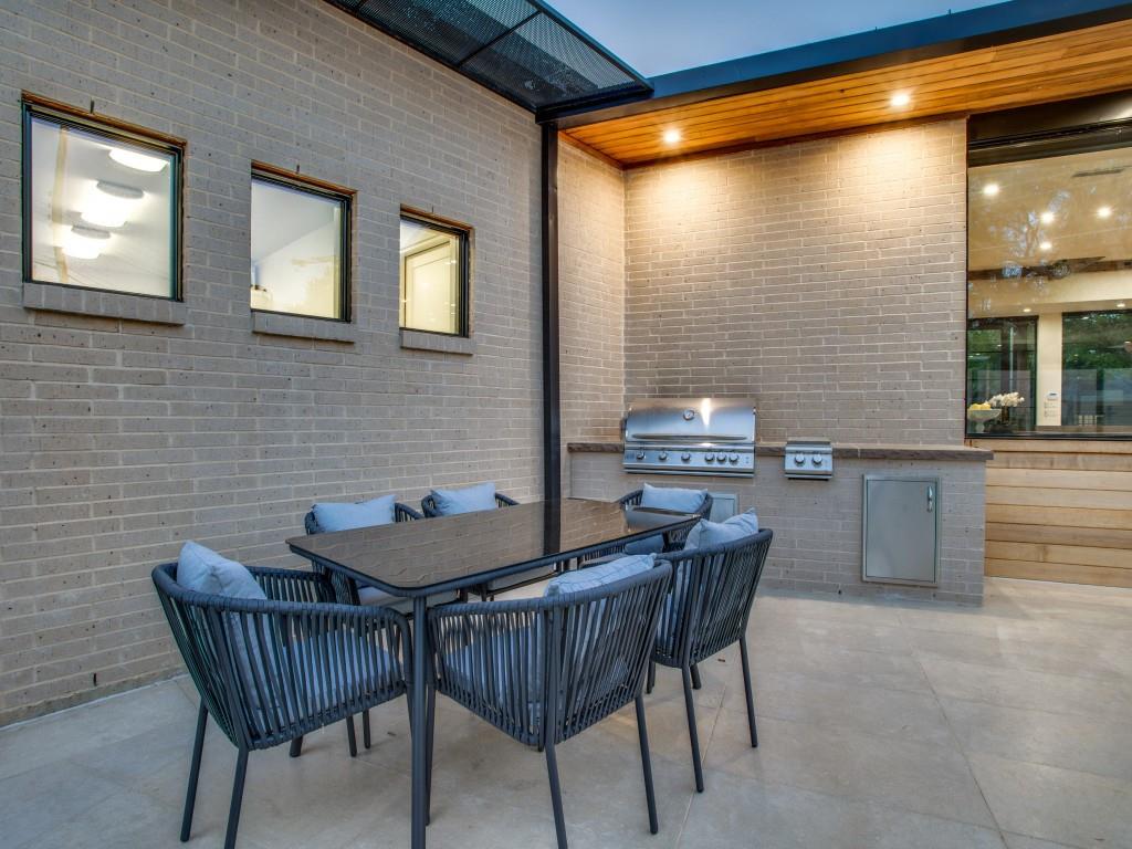 Surrey Square - Residential