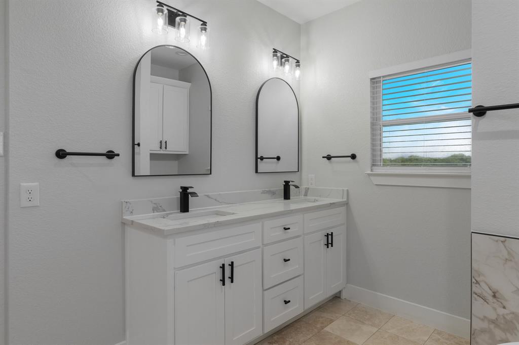 H H Swisher - Residential