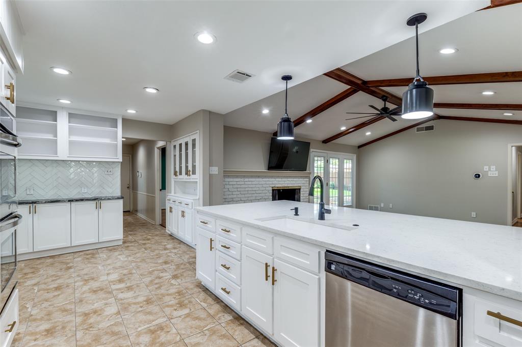 4023 Candlenut Lane