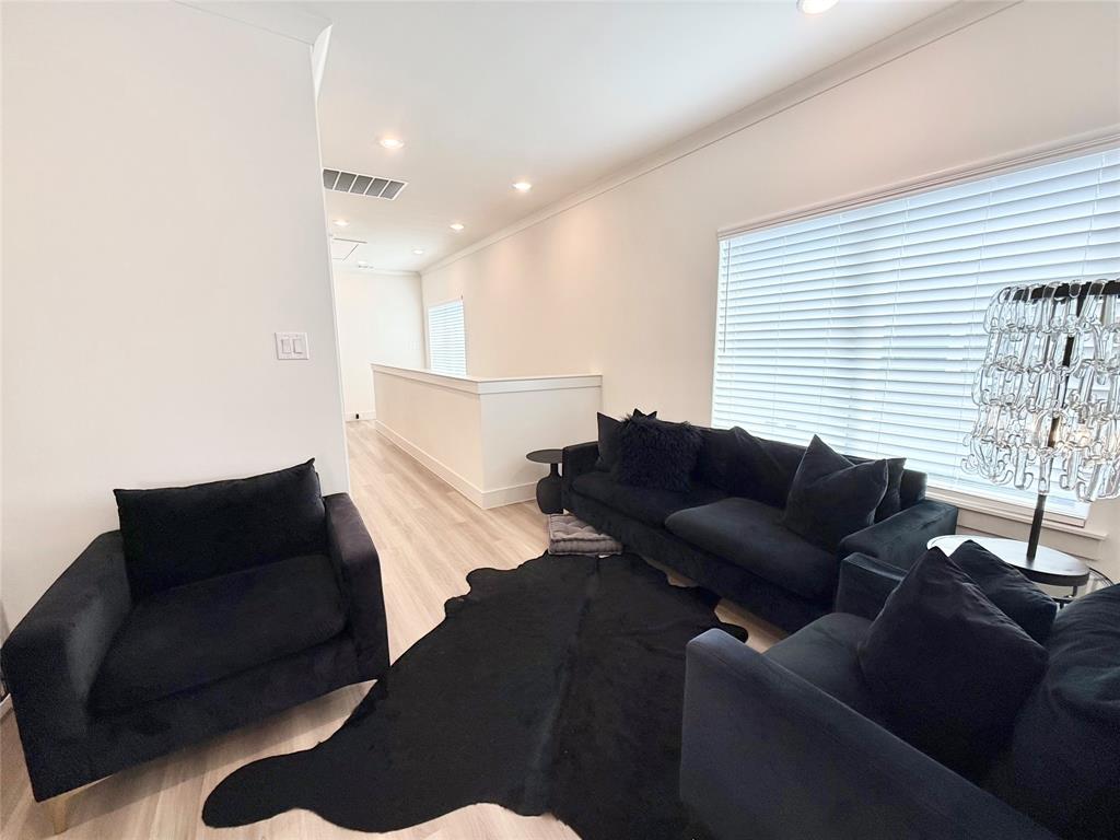 Airlawn Homes Add - Residential Lease