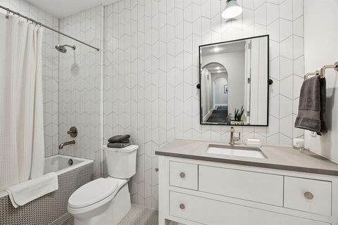 Tiny photo for 3548 McFarlin Boulevard, University Park, TX 75205 (MLS # 21052398)