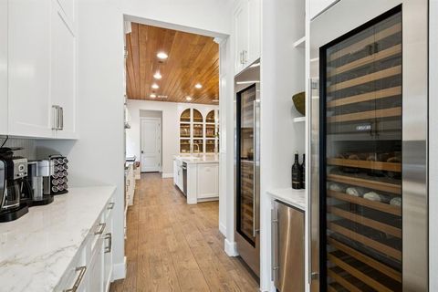 Tiny photo for 3548 McFarlin Boulevard, University Park, TX 75205 (MLS # 21052398)