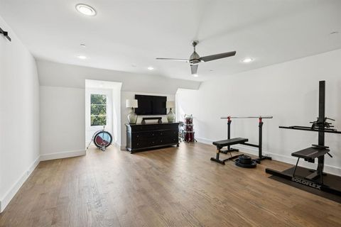 Tiny photo for 3548 McFarlin Boulevard, University Park, TX 75205 (MLS # 21052398)