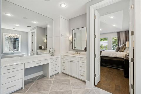 Tiny photo for 3548 McFarlin Boulevard, University Park, TX 75205 (MLS # 21052398)