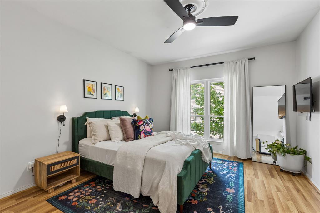 Park Place Twnhms Condo - Residential