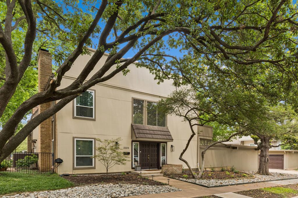 Park Place Twnhms Condo - Residential