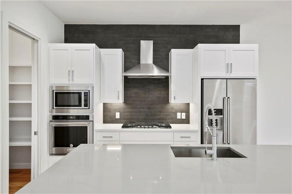 Clifton Place - Residential Lease